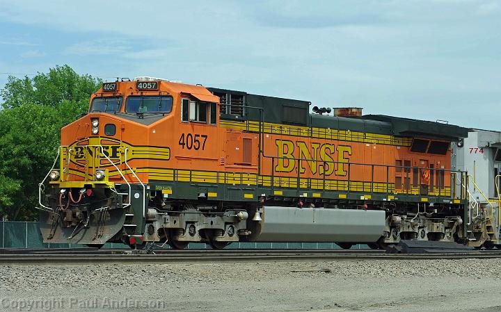 BNSF 4057 - C44-9W.jpg